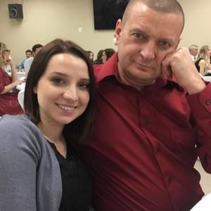 Meet your Posher, Victor